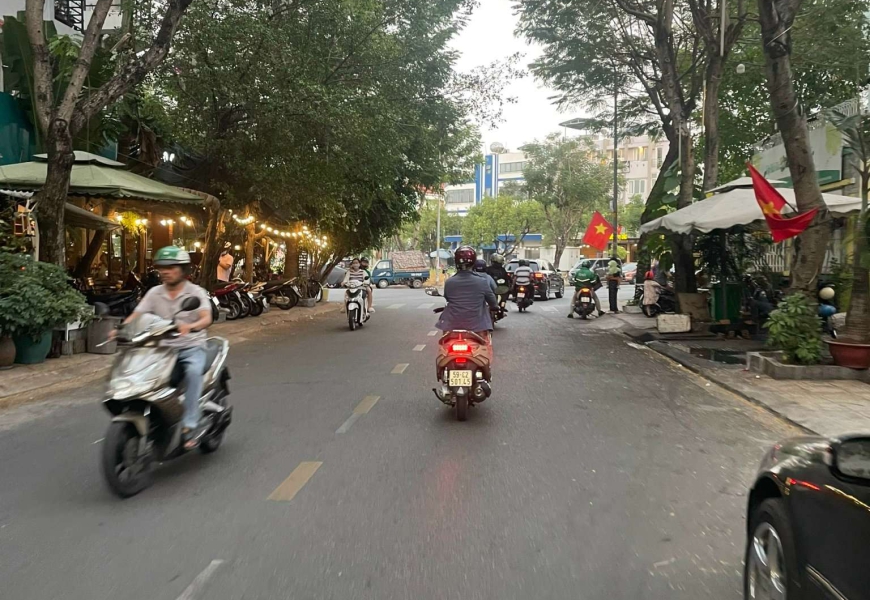 Bán nhà Mặt Tiền đường kinh doanh p.Tân Phong Quận 7