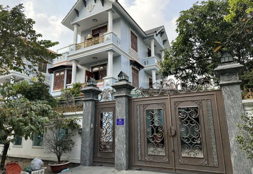 Bán biệt thự mặt tiền đường số khu dân cư Tấn Trường , p.Phú thuận ,Q7 bảo vệ 24/24 