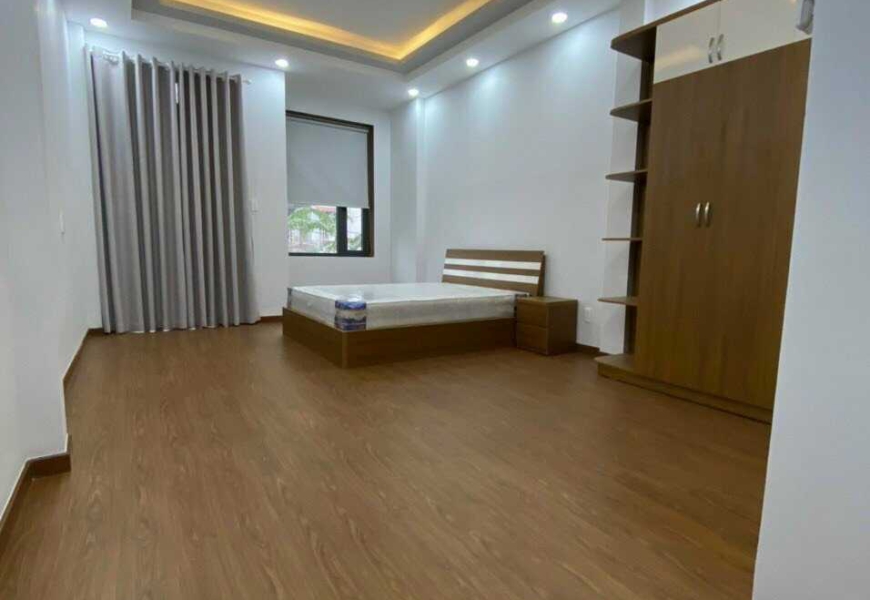 BÁN NHÀ MT ĐƯỜNG SỐ TÂN QUY QUẬN 7..có hđ thuê 32tr/th