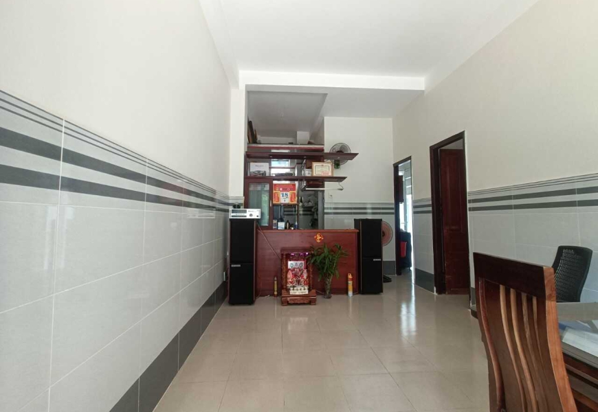 Hót! Nhà MT 61m2 Đường Nhựa lớn 24m - Giá 3.8 Tỷ Tl Bán Nhà MT Kinh Doanh Buôn Bán Quận 7
