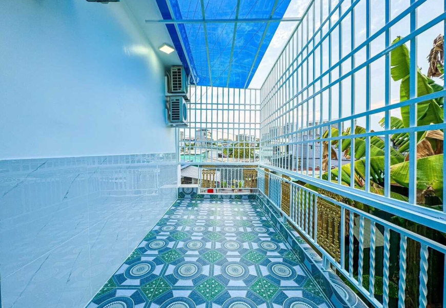 Giá tốt nhất tại phường Tân Phú , quận 7 cách mặt tiền Huỳnh tấn phát 80m . Giá chỉ với 4 tỷ 490