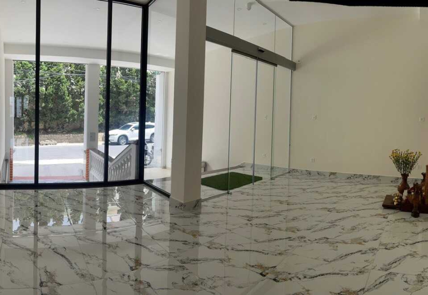 Bán nhà 2 hầm + 5 tầng,mặt tiền đào duy từ,phường 4,TP Đà Lạt