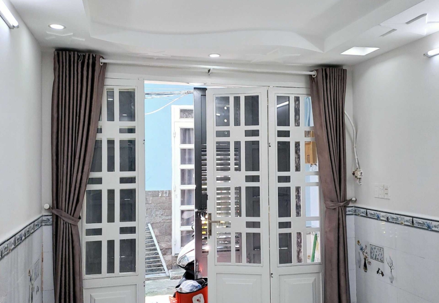 Bán nhà hẻm 1041 trần xuân soạn,p tân hưng quận 7