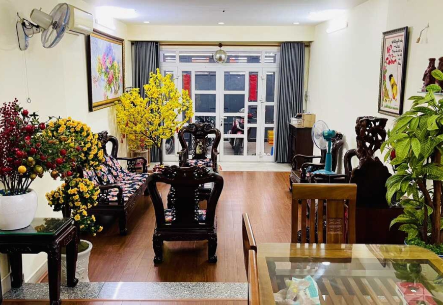 Bán nhà Nguyễn Văn Linh, phường Tân Thuận Tây, gần cầu tân thuận 2