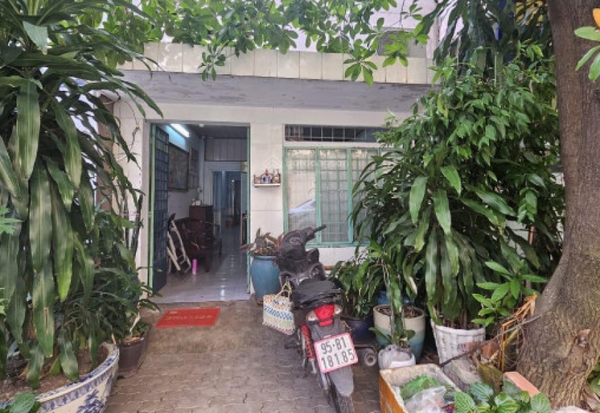 Bán nhà cấp 4, mặt tiền đường 18, p. Tân Phú cạnh Phú Mỹ Hưng, Q7