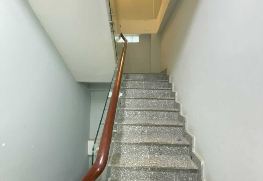 Bán toà nhà mới xây đường Huỳnh Tấn Phát, Phú Thuận, Q7 gần Phú Mỹ Hưng, thu nhập ổn định 40tr/tháng, luôn full phòng