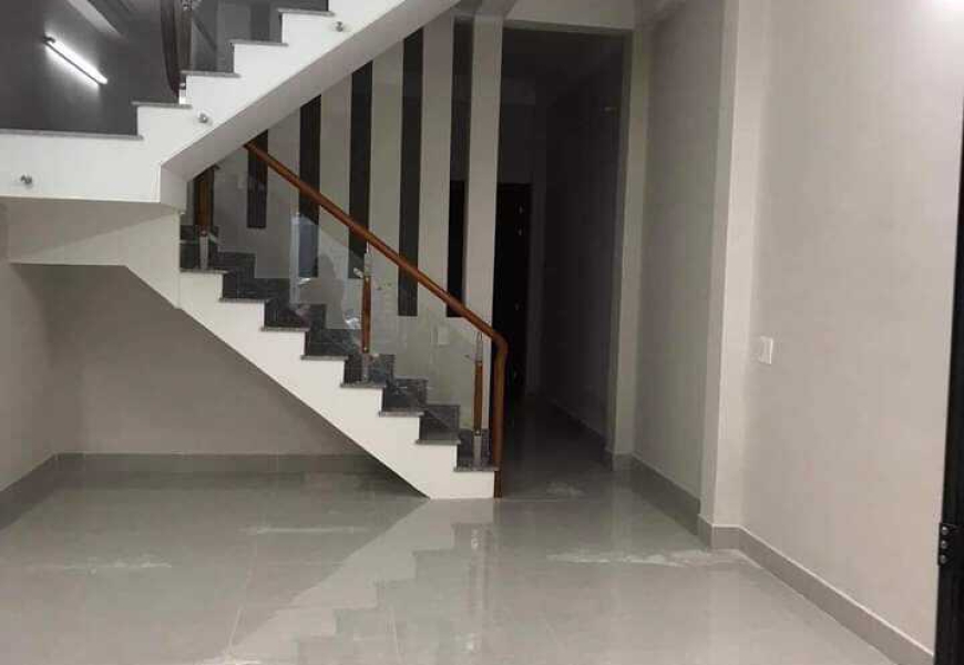 0909227199 BÁN NHÀ 2 TẦNG. NHA 1 XẸT. KHU DÂN CƯ ĐÔNG ĐÚC. HẺM THÔNG TỨ TUNG. HEM 8M. 2 XE HOI TRANH NHAU THOAI MAI NHA. - VỊ TRÍ NHÀ: HEM 502. DUONG HUYNH TAN PHÁT. THONG QUA ĐƯỜNG LY PHUC MAN. PHƯỜNG BINH THUẬN. QUẬN 7.