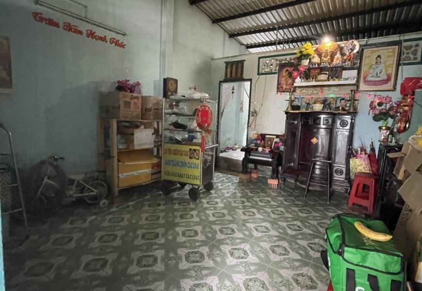 Hàng Thơm Bán nhà cấp 4, hẻm 160 Nguyễn Văn Quỳ, Phú thuận Q7
