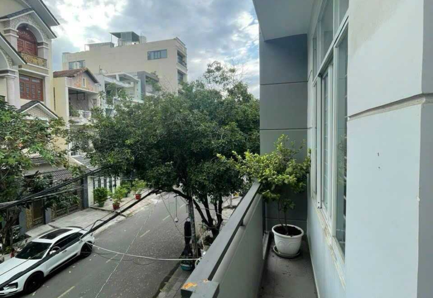 0914020039 EM DUNG Bán nhà mặt tiền đường số Tân Quy Quận 7
