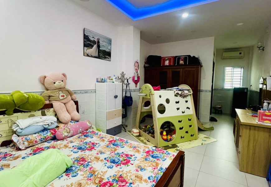0914020039 EM DUNG GIẢM GIÁ NAY CÒN 9TỶ  Bán nhà 3Tầng  hẻm 5m P.Tân Quy Quận 