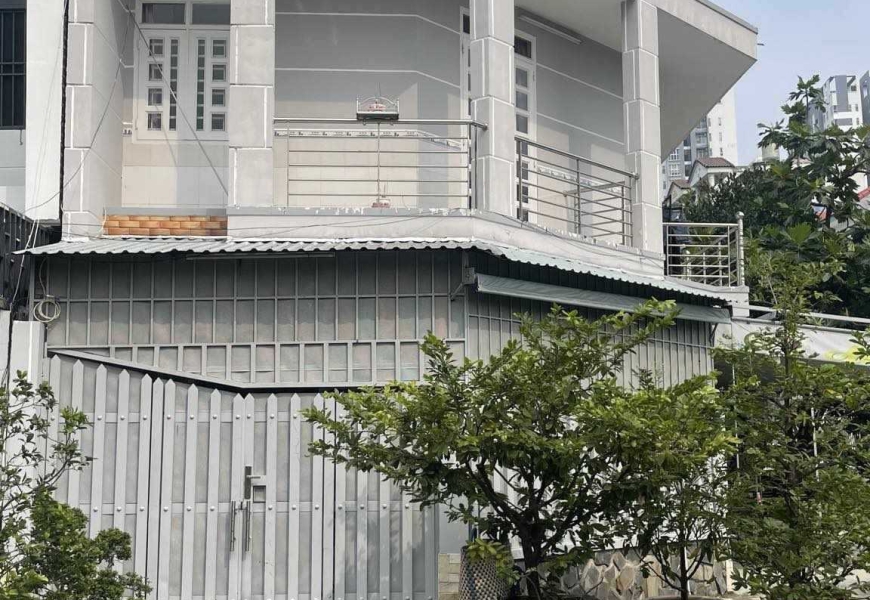 Cần bán gấp nhà căn góc 2 mặt tiền tại KDC cao cấp Sadeco Phước Kiển