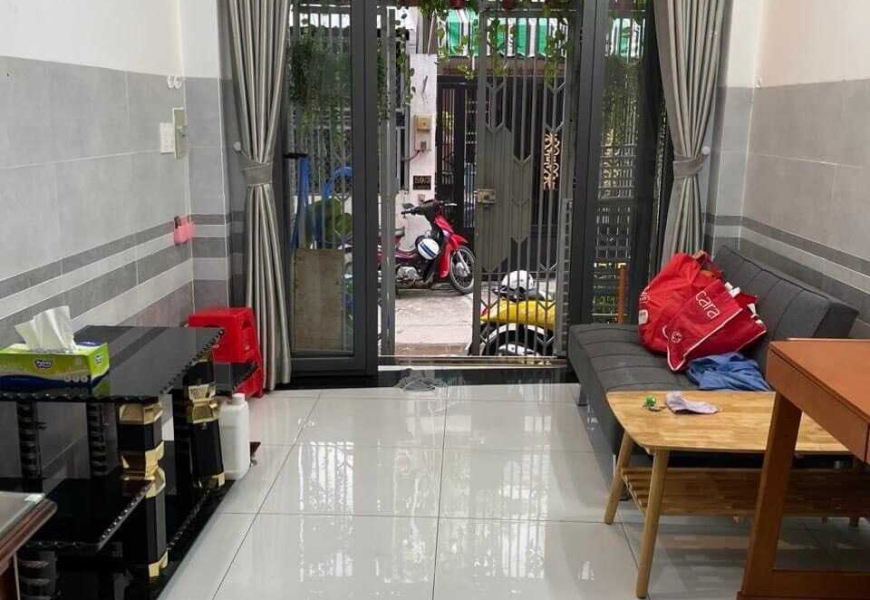 BÁN GẤP NHÀ HẺM XE HƠI 4M, ĐƯỜNG SỐ TÂN QUY, QUẬN 7 - CÁCH ĐƯỜNG CHÍNH 30M