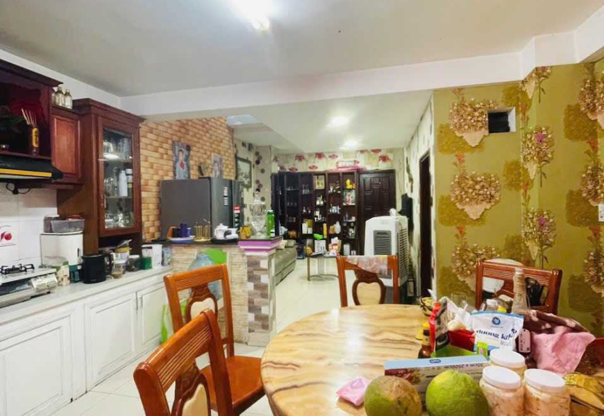 0914020039 EM DUNG Bán nhà mặt tiền đường 10m Nguyễn Văn Linh quận 7