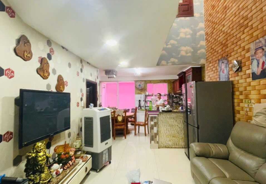 0914020039 EM DUNG Bán nhà mặt tiền đường 10m Nguyễn Văn Linh quận 7