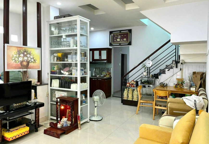 Bán nhà đường Lê Văn Lương, phường Tân Quy, Quận 7