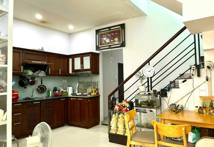 Bán nhà đường Lê Văn Lương, phường Tân Quy, Quận 7
