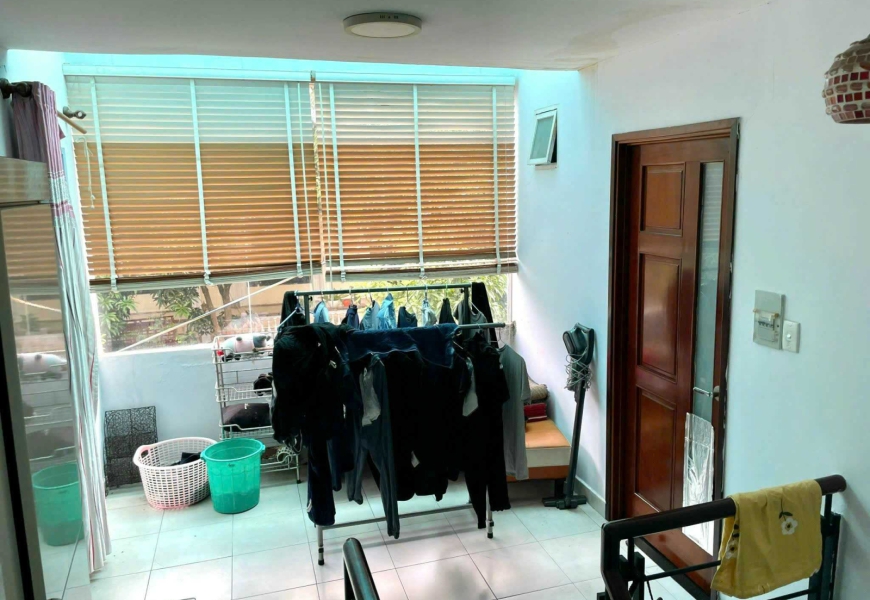 Bán nhà đường Lê Văn Lương, phường Tân Quy, Quận 7