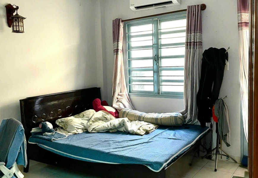 Bán nhà đường Lê Văn Lương, phường Tân Quy, Quận 7