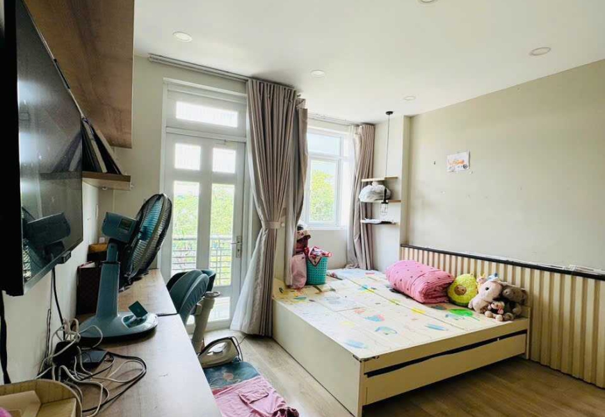 Bán nhà Mặt Tiền đường số 30 KDC Tân Quy Đông- p.Tân Phong, Quận 7