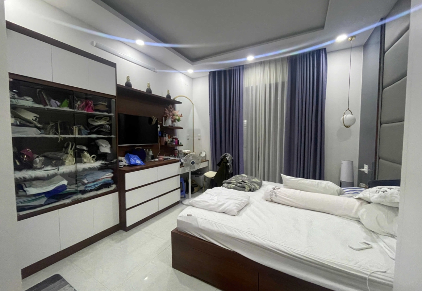 Bán nhà hẻm xe hơi 4m,đường hoàng trọng mậu,p Tân Hưng Q7