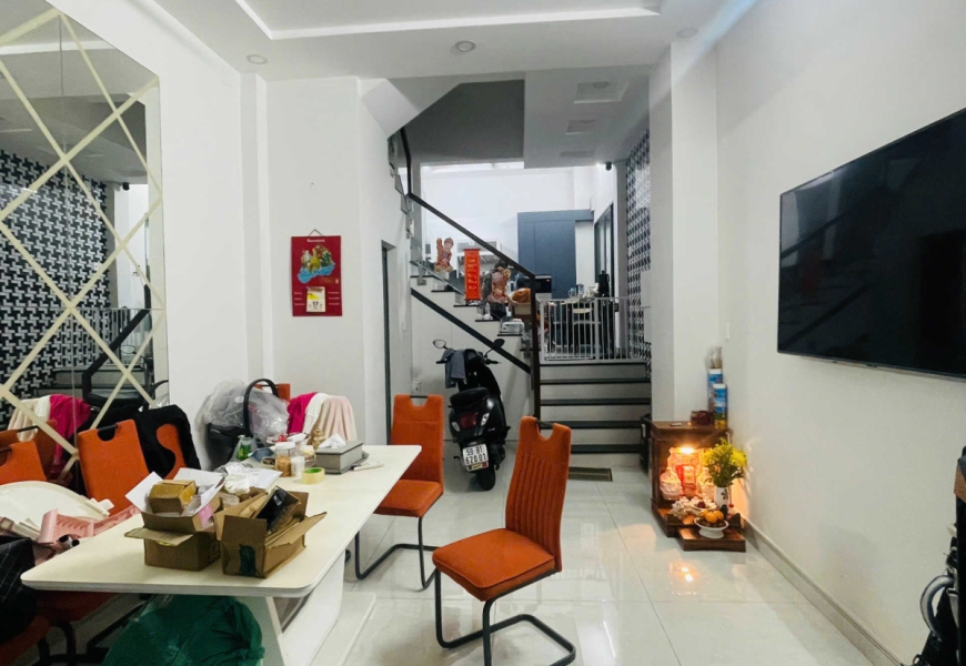 Bán nhà hẻm xe hơi 4m,đường hoàng trọng mậu,p Tân Hưng Q7
