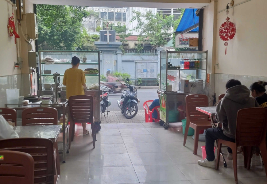 Bán Nhà Mặt Tiền Đường Nguyễn Trãi Phường 11.Q.5