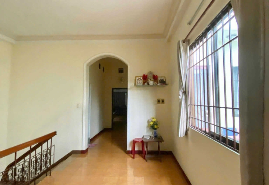 Bán nhà mặt tiền đường Huỳnh Tấn Phát - phường Phú Mỹ - quận 7 khu vực sầm uất kinh doanh mua bán, gần các quận trung tâm