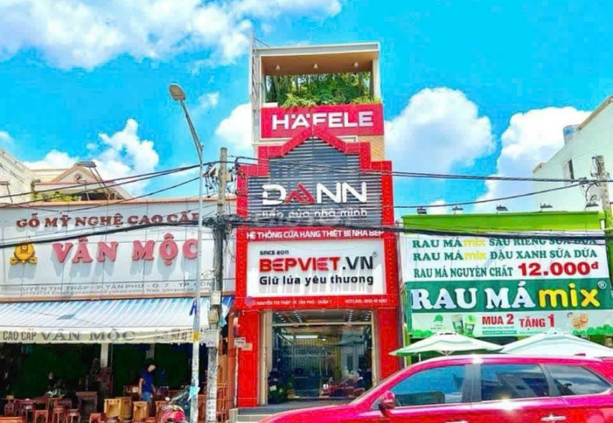 Bán nhà Góc 3 mặt tiền đường VIP Nguyễn Thị Thập,p Tân Phú Q7