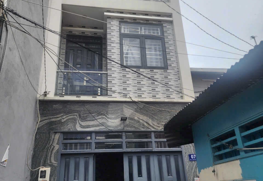 HÀNG HÓT HÓT NHÀ 1 trệt 2 LẦU ST, ĐƯỜNG SỐ 2 TÂN QUY, BÁN KÍNH 200M, CHỢ, SIÊU THỊ LOTTEMART GIAO THÔNG THUẬN LỢI