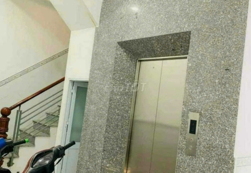 Bán căn hộ dịch vụ hẻm 502 huỳnh tấn phát P. Bình thuận Q7