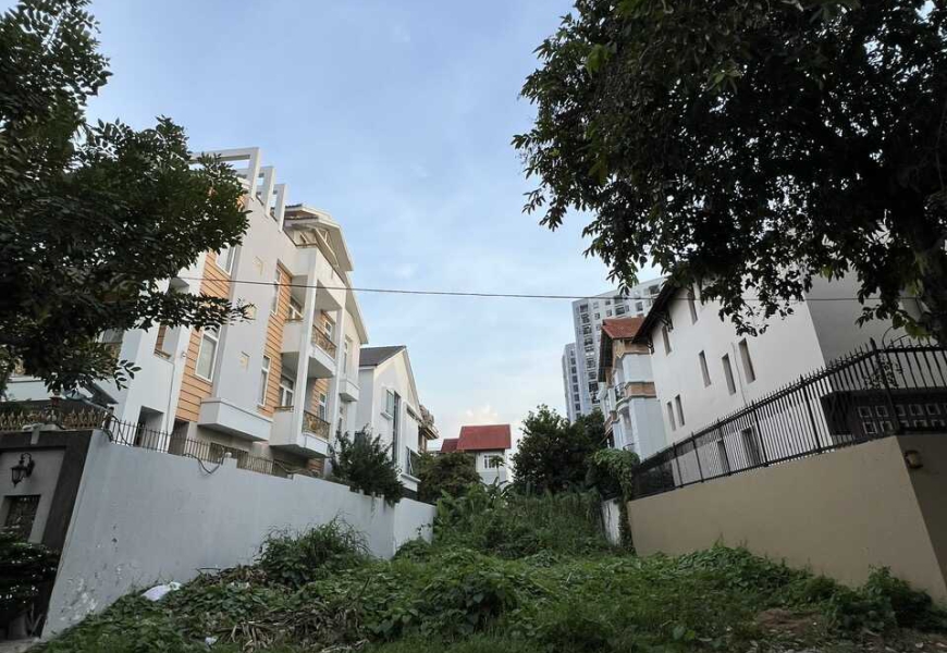 0909227199 Cần bán gấp lô đất biệt thự tại KDC Tấn Trường,Phú Thuận, Quận 7