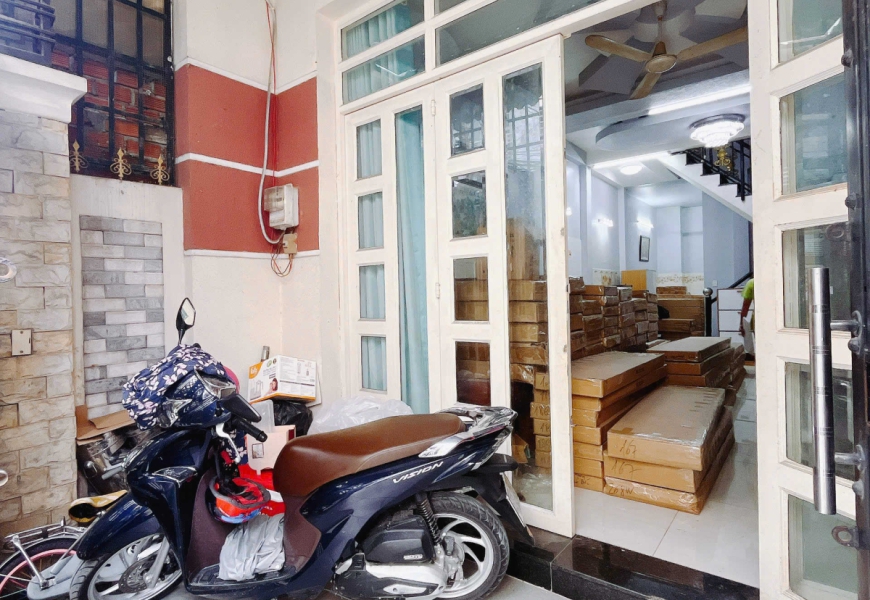 Kẹt tiền bán gấp giảm ngay 300tr còn 6.7ty TL  - Nhà mặt tiền hẻm 1027 Huỳnh Tấn Phát, Phú Thuận, Q7