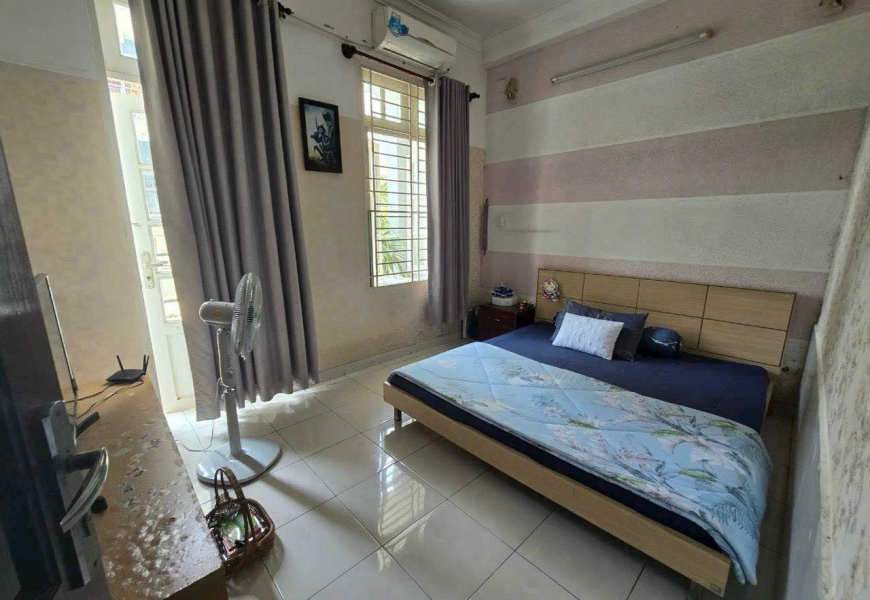 Bán Nhà Căn Góc 2 mặt tiền đường số Tân Quy Quận 7