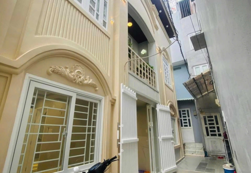 BÁN NHÀ NGAY CHỢ LÝ PHỤC MAN, P. BÌNH THUẬN, QUẬN 7