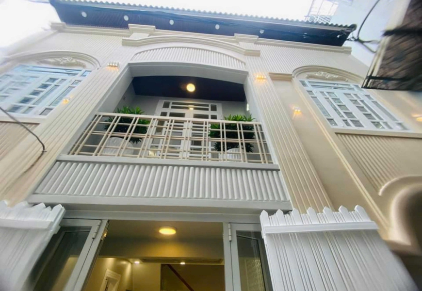 BÁN NHÀ NGAY CHỢ LÝ PHỤC MAN, P. BÌNH THUẬN, QUẬN 7