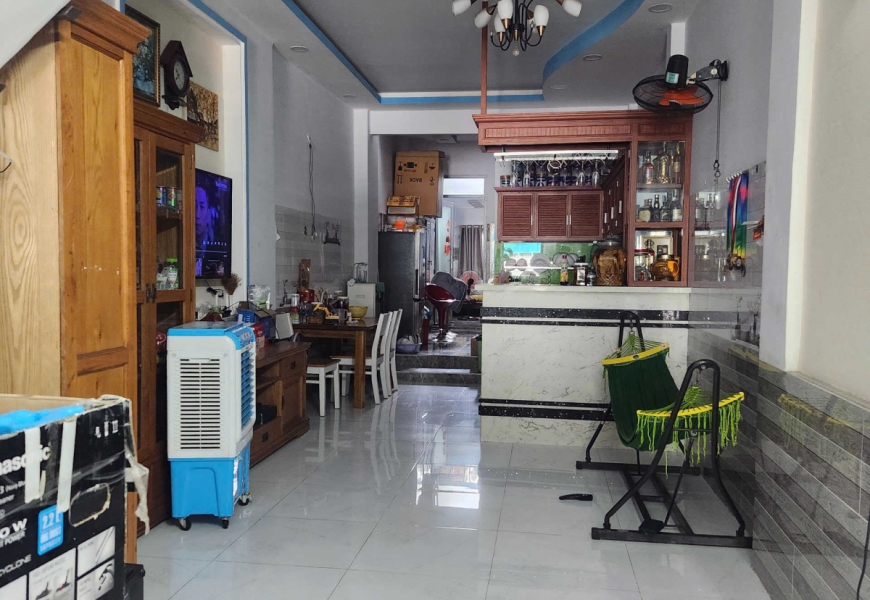 NHÀ NGANG 7M MT ĐƯỜNG SỐ 12M TÂN QUY Q7