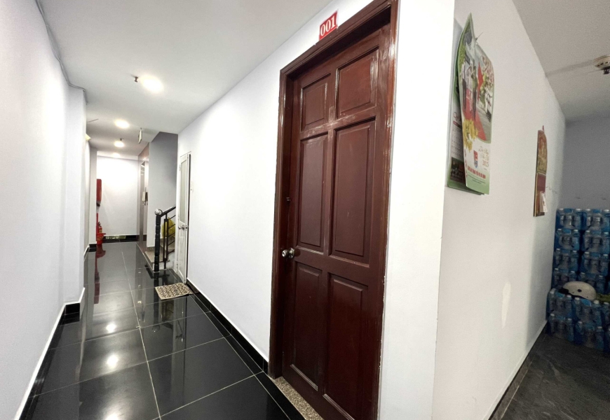 Bán Khách sạn mặt tiền bùi văn ba Q7