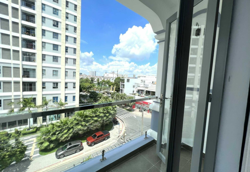Bán Khách sạn mặt tiền bùi văn ba Q7