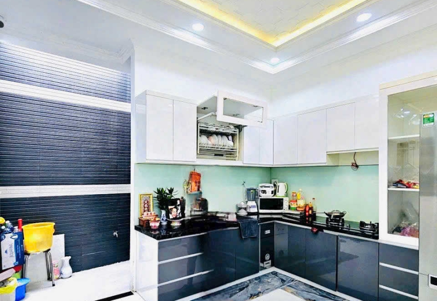 0914020039 EM DUNG Nhà bán chính chủ, sổ Hồng riêng hoàn công đầy đủ. Nhà mới 95% tiện nghi cao cấp giá siêu rẻ