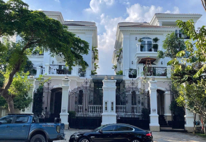 Bán 2 căn biệt thự View Sông khu compoud bảo vệ 24/24 City Land Q7