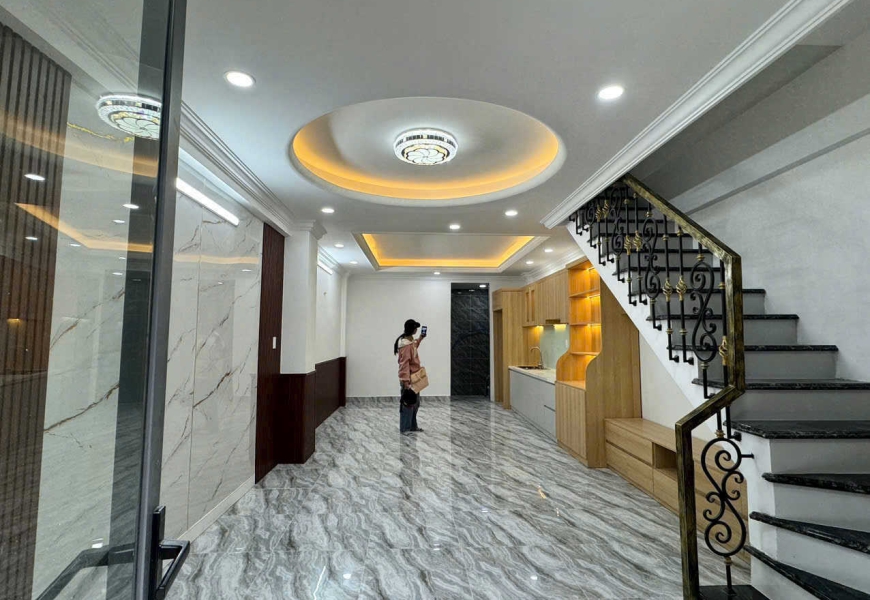 LÔ NHÌ CÁCH ĐƯỜNG SỐ 37 CHỈ 20M SÁT LÂM VĂN BỀN TÂN KIỂNG Q7, BÁN KÍNH 300M TRƯỜNG HỌC CẤP 1, 2, 3 SIÊU THỊ CHỢ
