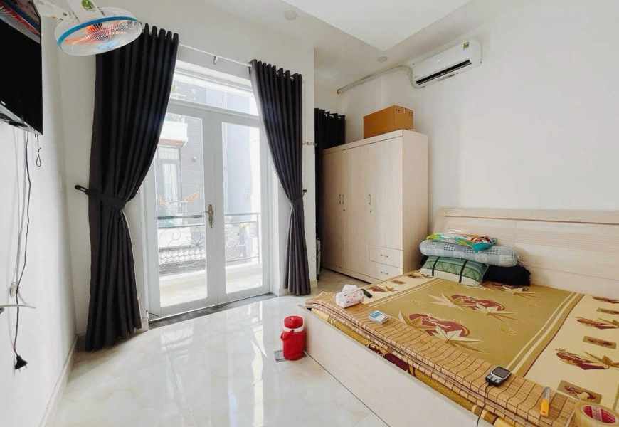 BÁN NHÀ MỚI 2 LẦU ĐƯỜNG XE HƠI 1979/23 TT NHÀ BÈ .TP HCM. LIỀN KỀ Q 7 . GẦN CHỢ PHÚ XUÂN. CÁCH PHÚ MỸ HƯNG 5 PHÚT