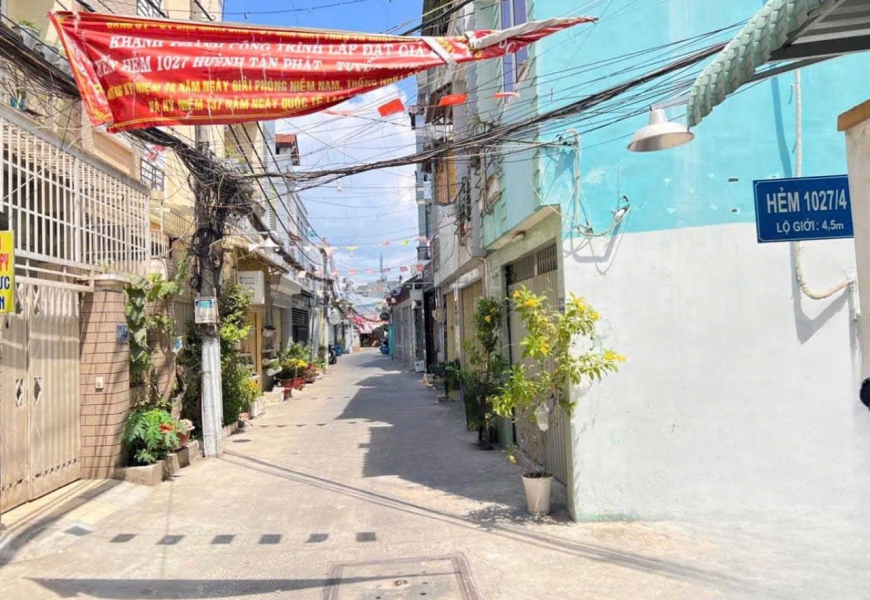 BÁN NHÀ HẺM 1027 HUỲNH TẤN PHÁT, P. PHÚ THUẬN, QUẬN 7