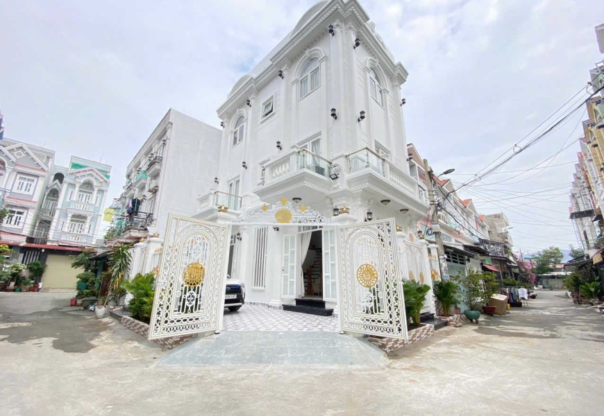 Hot hot sản phẩm bìa hoàn thiện mới 100% Biệt Thự Góc 2 Mặt Tiền Đường 8m Huỳnh Tấn Phát - Gần Amelia Phú Mỹ Hưng