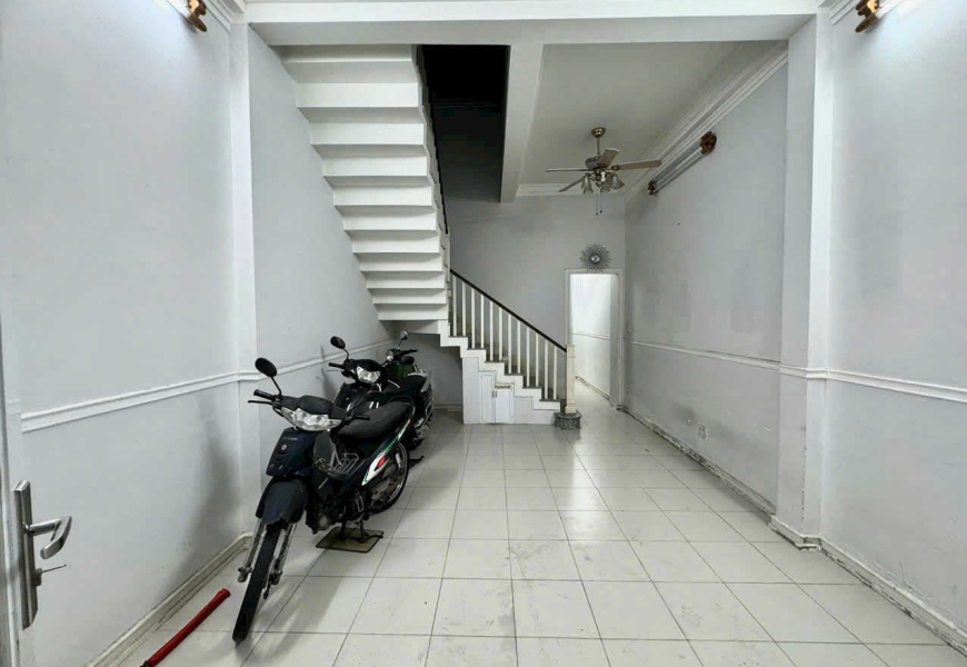 0914020039 Cho thuê nhà mặt tiền đường số 45 Tân Quy Quận 7