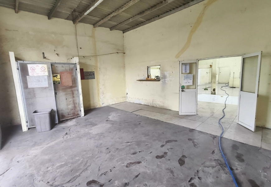 Bán gấp căn nhà trệt gác , mặt tiền kinh doanh Lê Văn Lương Sát Trường Tôn Đức Thắng Q7