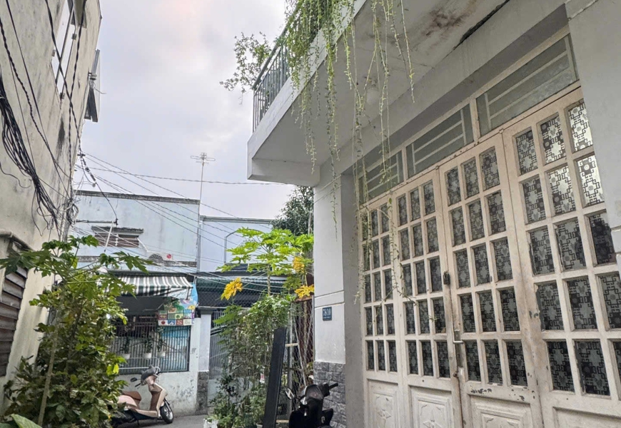 0909227199 Bán gấp dãy nhà trọ hẻm cách đường Lê Văn Lương 50m , P.Tân Hưng gần Lotte Q7