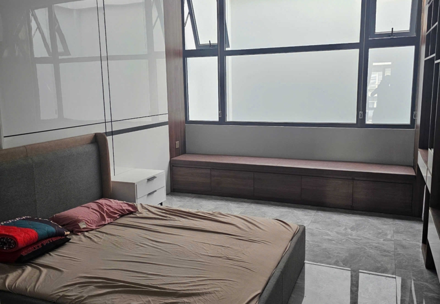 Bán nhà MT đường kinh doanh 17,p Tân quy Q7