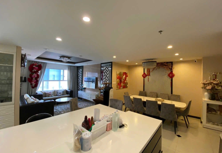 Bán đi định cư nước ngoài CĂN HỘ 253m2 SUNRISE CITY CENTRAL CHỈ NHỈNH 50 TRIỆU/M2. GIÁ TỐT NHẤT HIỆN NAY