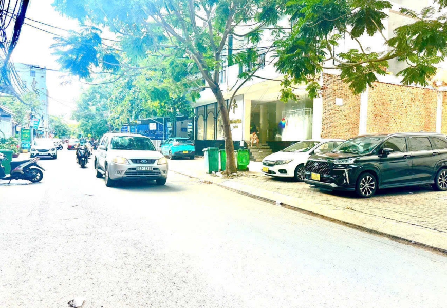 Bán nhà MT Lê Thị Chợ,p Phú thuận Q7